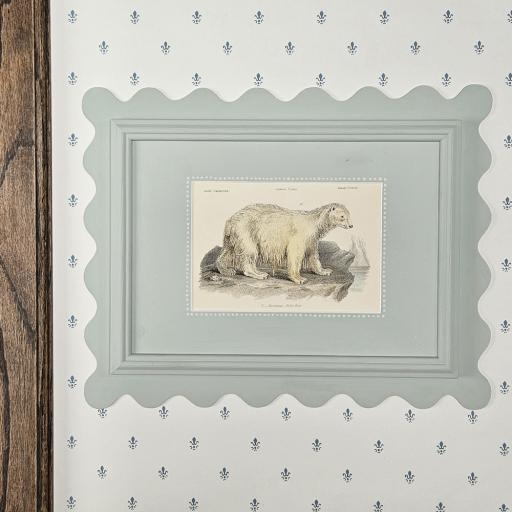 Polar Bear in Wavy Shaped Frame